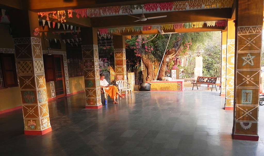 Sri Mata Anandamayi Ashram.
