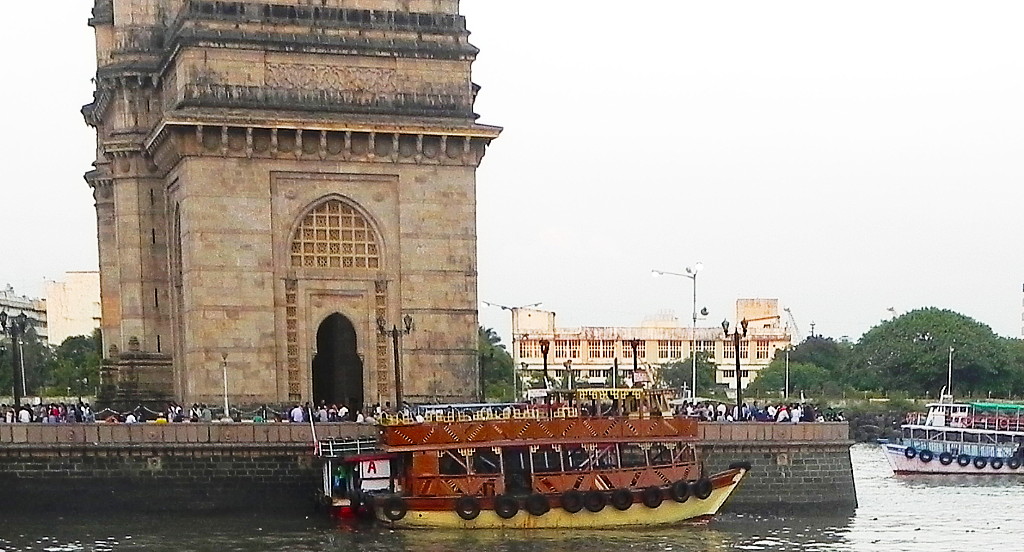 Gate of India in Kolaba section of Mumbai